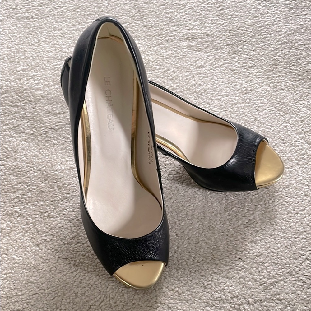 Brand new Le Chateau Black and Gold Peep Toe Heels